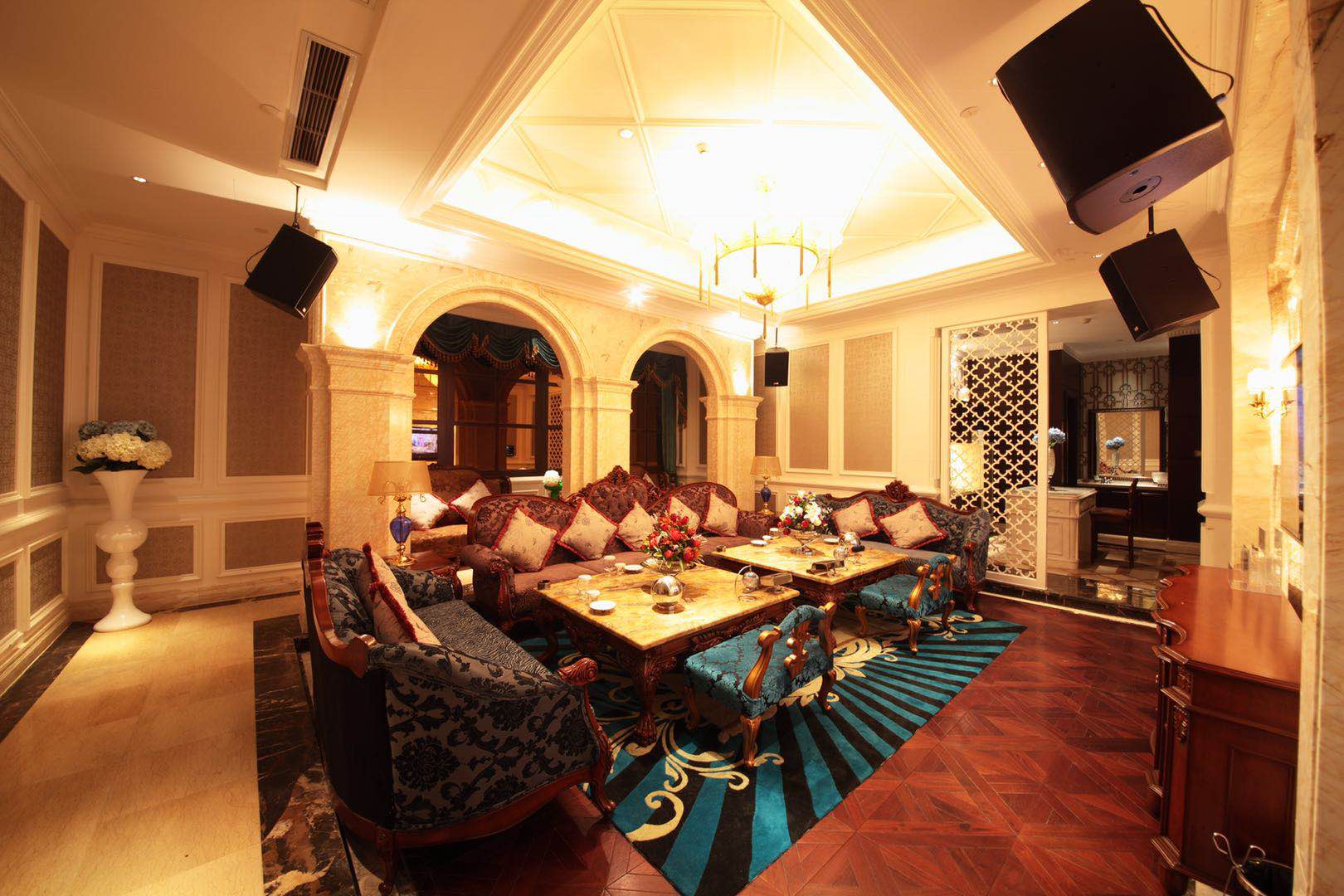 Gallery 3