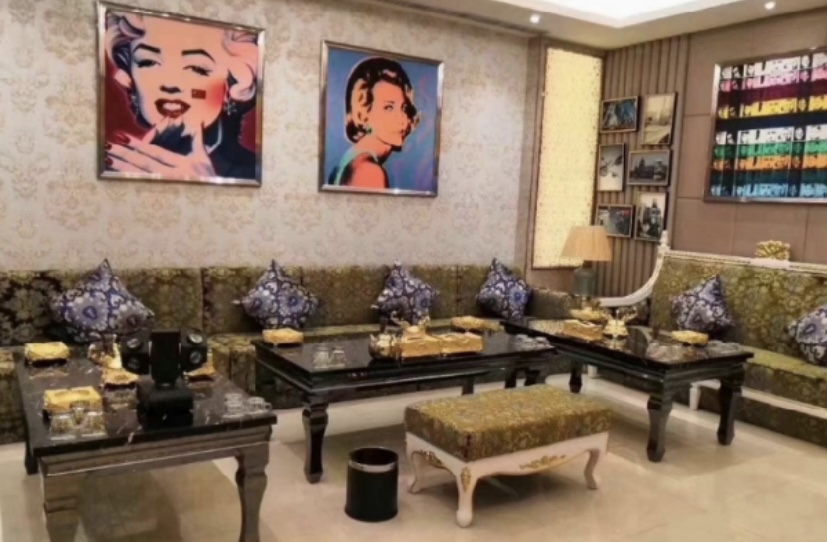Gallery 2