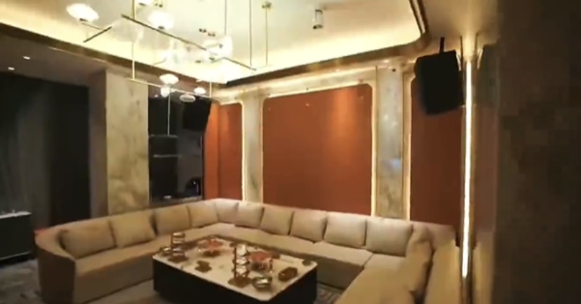 Gallery 2