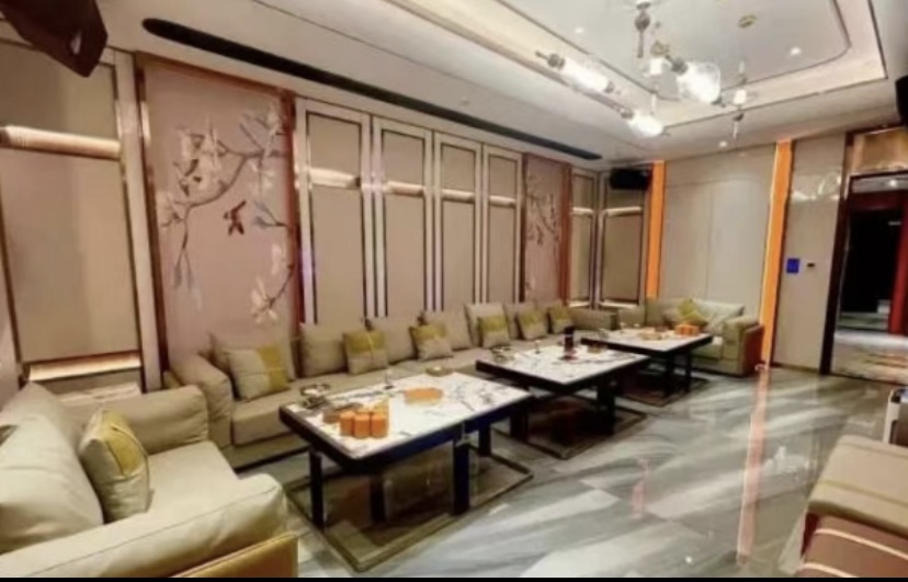 Gallery 2