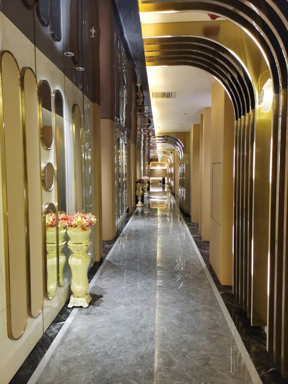 Gallery 3